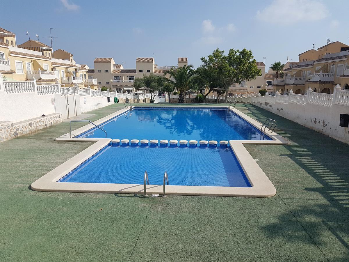 Globus Gran Alacant Villa Santa Pola Eksteriør billede