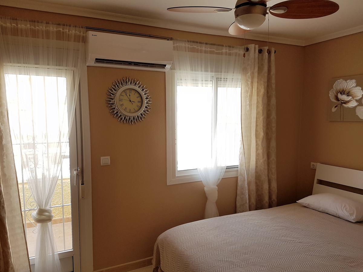 Globus Gran Alacant Villa Santa Pola Eksteriør billede